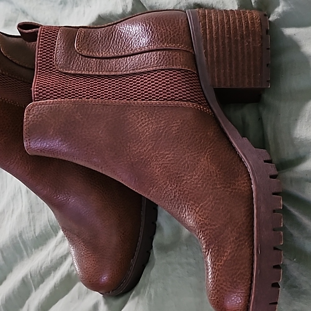 Women's Brown Boots